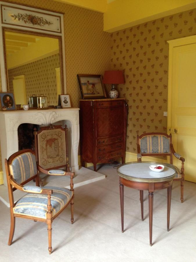Chateau De Re ル・プティ＝プレシニー エクステリア 写真